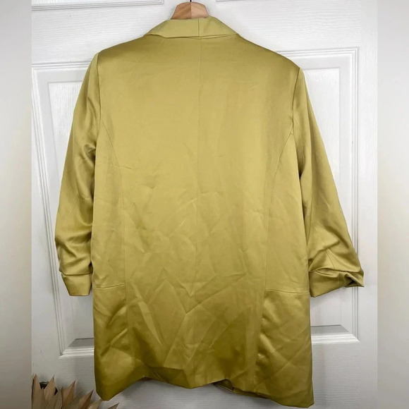 Strut & Bolt Green Boyfriend Blazer Satin Jacket Size M Lightweight Open Front - Picture 3 of 15